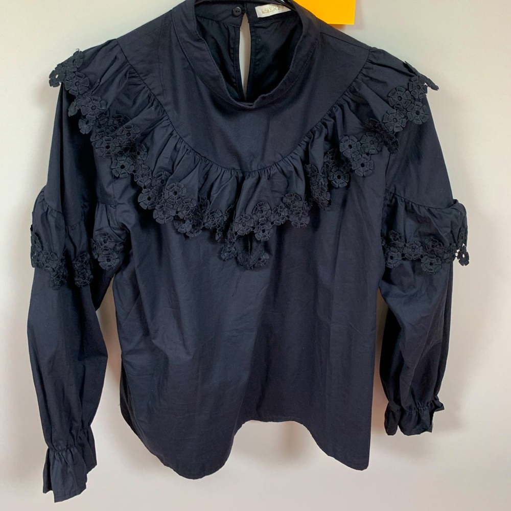 Black Long Sleeve Ruffled Eyelet Top!